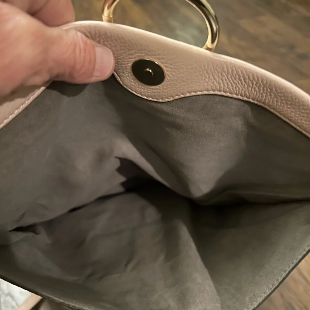 Vince Camuto Chic Plum Flap Snap Leather Crossbody Bag in Cameo Rose - Picture 12 of 12